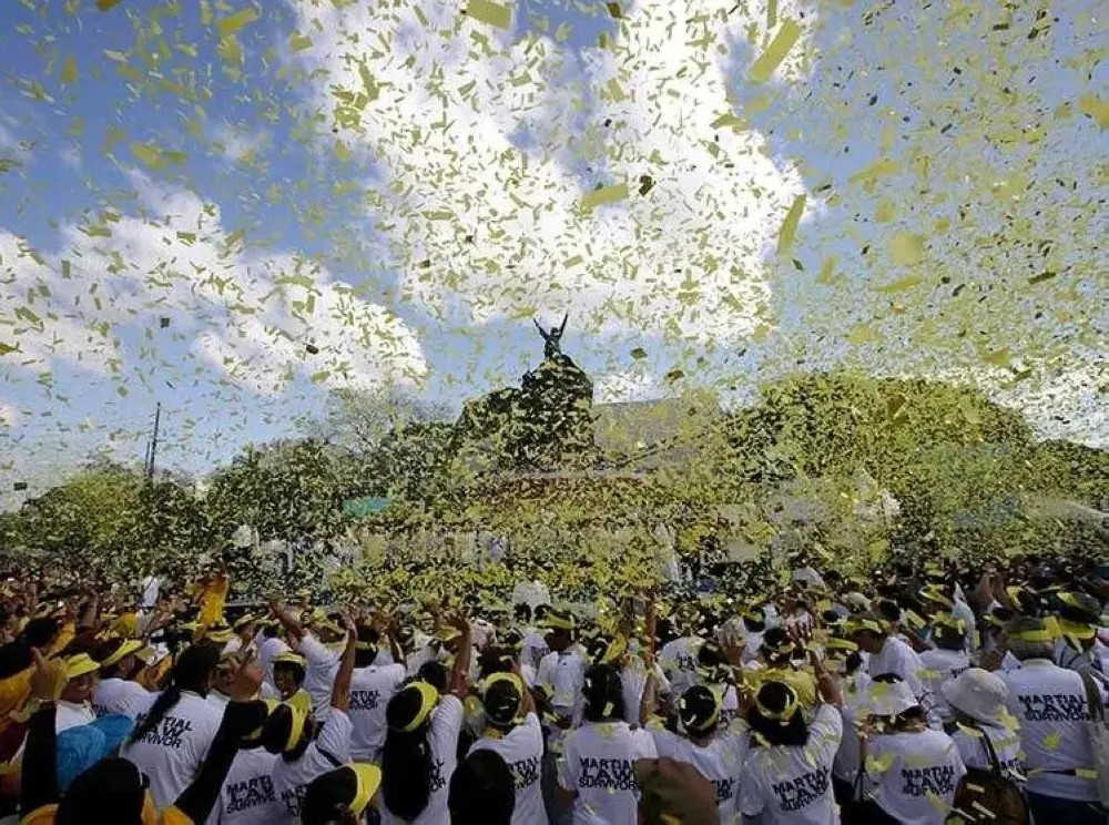 EDSA People Power Revolution